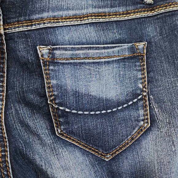 17/21 Dark Wash Stretch Decorative Stitching Zip Button Closure Slight Flare 10 - Picture 3 of 14